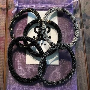 Sashka Co Beaded Bracelets Set of 5 B54